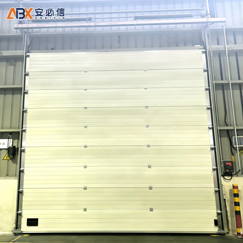 白银垂直滑升门